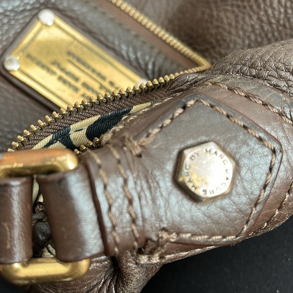 Marc Jacobs Brown Shoulder Bag - Picture 7 of 9